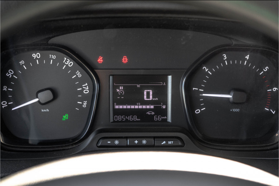 Opel Vivaro L3H1 | 3-Zits | Cruise | PDC | Imperiaal | Airco