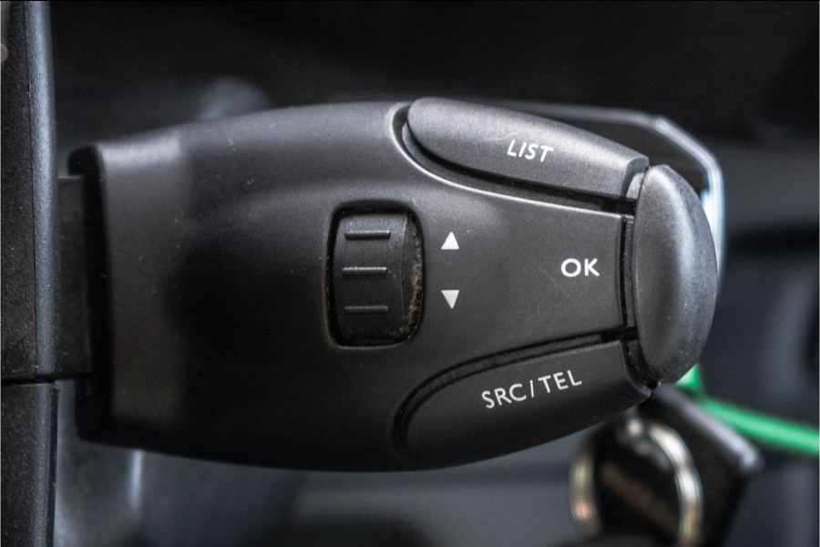 Opel Vivaro L3H1 | 3-Zits | Cruise | PDC | Imperiaal | Airco