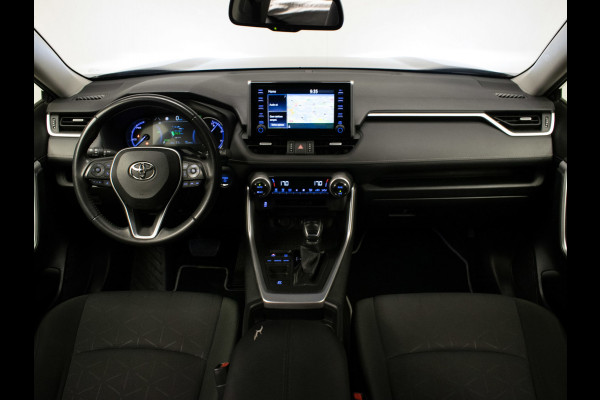 Toyota RAV4 2.5 Hybrid Sport (APPLE CARPLAY,NAVI,CAMERA,CLIMATE,CRUISE,GETINT,LED,SPORTSTOELEN,LM VELGEN,NETTE STAAT)