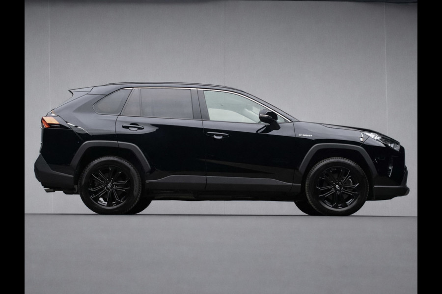 Toyota RAV4 2.5 Hybrid Sport (APPLE CARPLAY,NAVI,CAMERA,CLIMATE,CRUISE,GETINT,LED,SPORTSTOELEN,LM VELGEN,NETTE STAAT)