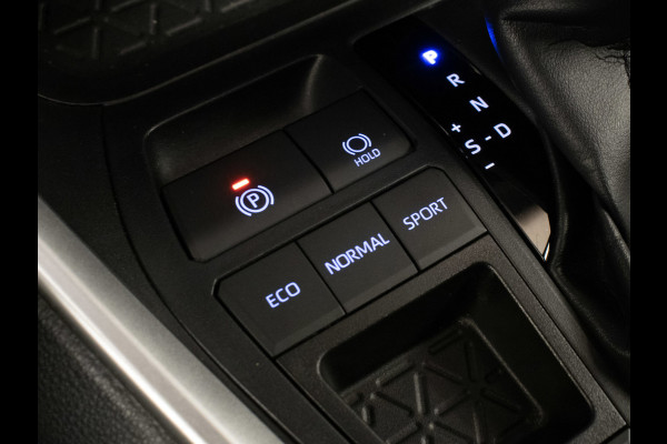 Toyota RAV4 2.5 Hybrid Sport (APPLE CARPLAY,NAVI,CAMERA,CLIMATE,CRUISE,GETINT,LED,SPORTSTOELEN,LM VELGEN,NETTE STAAT)