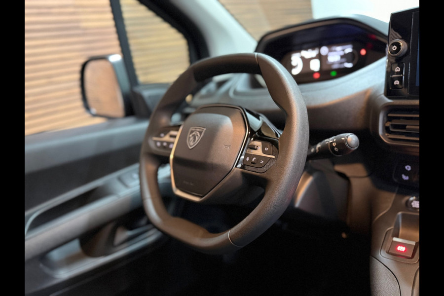 Peugeot Partner 1.5 BlueHDi 100 S&S L1 | Black Style | Carplay | Climate | Keyless | Mistlampen | Camera | Park Pilot
