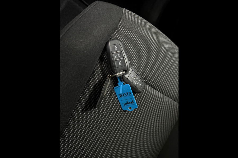 Peugeot Partner 1.5 BlueHDi 100 S&S L1 | Black Style | Carplay | Climate | Keyless | Mistlampen | Camera | Park Pilot