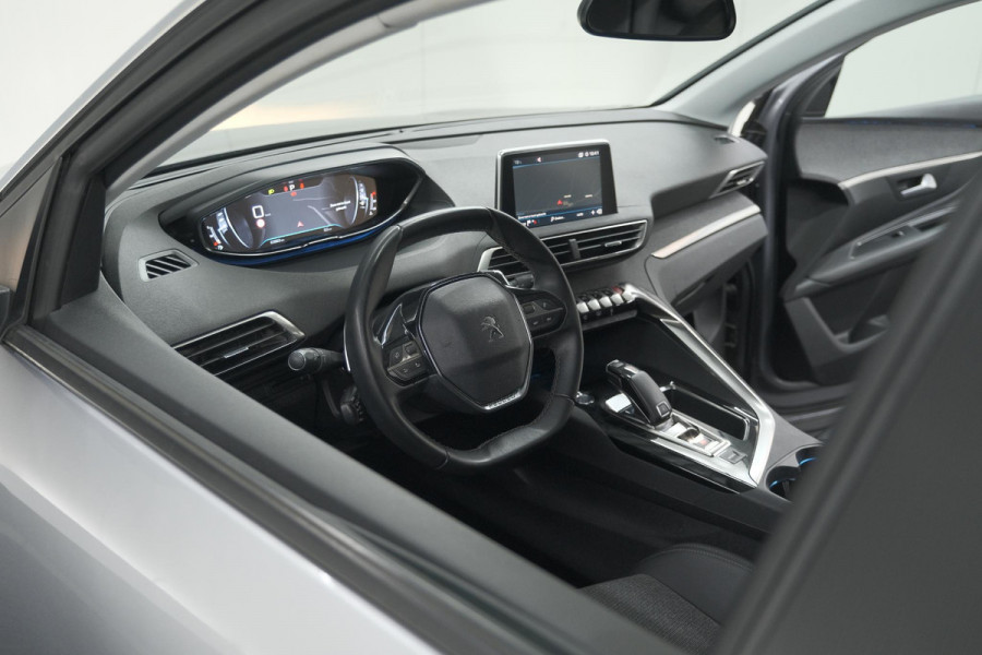 Peugeot 3008 PureTech 130 EAT6 Blue Lease Premium | Camera | Apple Carplay | Parkeersensoren | Climate Control