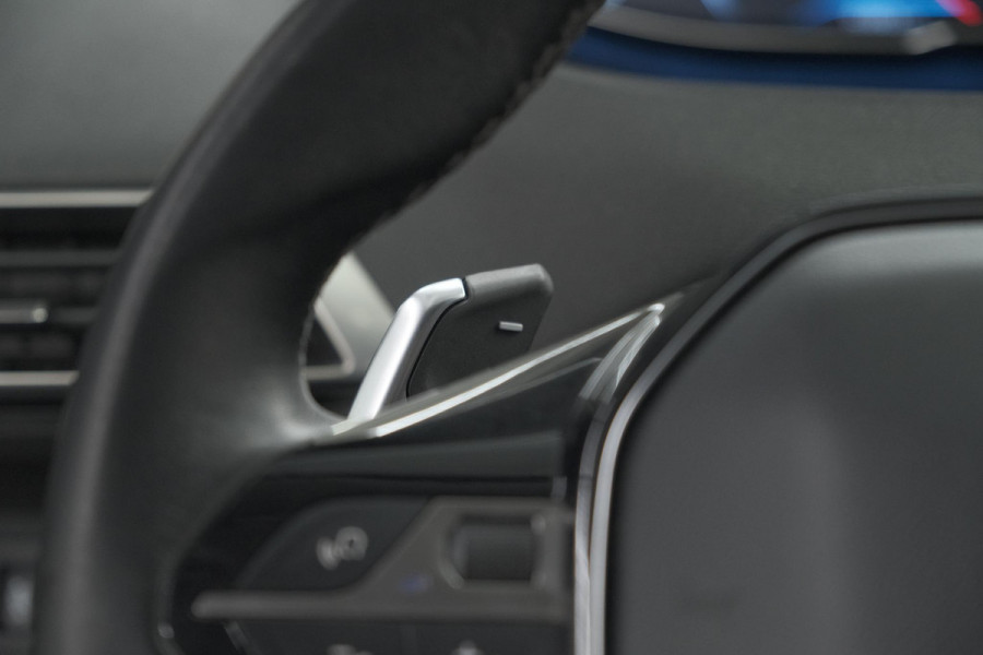 Peugeot 3008 PureTech 130 EAT6 Blue Lease Premium | Camera | Apple Carplay | Parkeersensoren | Climate Control