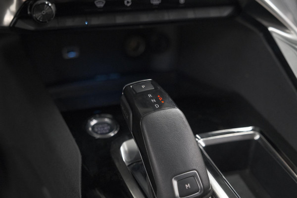 Peugeot 3008 PureTech 130 EAT6 Blue Lease Premium | Camera | Apple Carplay | Parkeersensoren | Climate Control