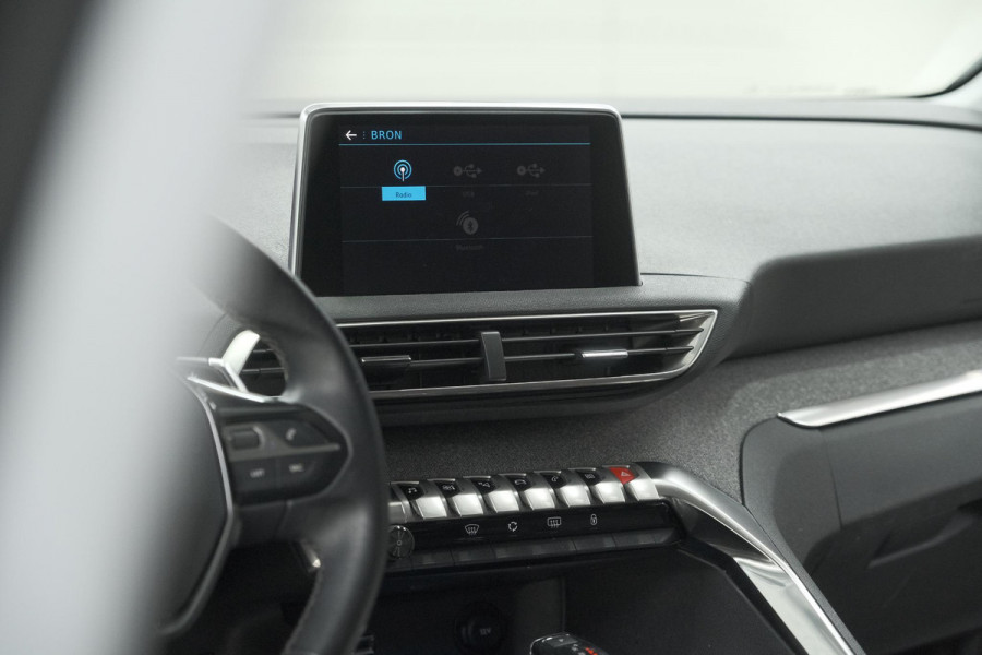 Peugeot 3008 PureTech 130 EAT6 Blue Lease Premium | Camera | Apple Carplay | Parkeersensoren | Climate Control