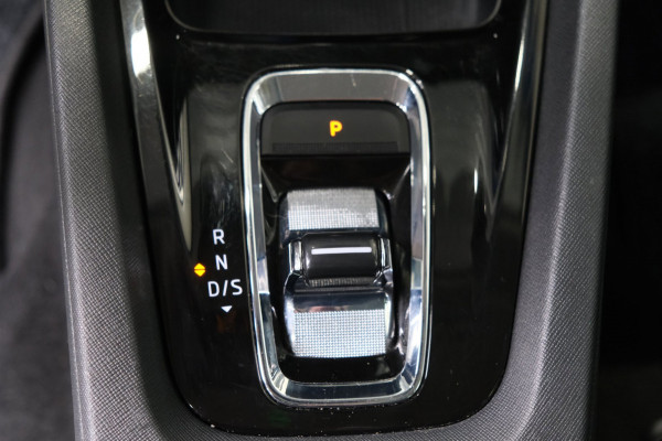 Škoda Octavia Combi 1.0 e-TSI Business Edition Plus Automaat - N.A.P. Airco, Cruise, Navi, PDC, Stoelverwarming, Carplay.