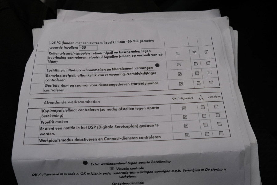 Škoda Octavia Combi 1.0 e-TSI Business Edition Plus Automaat - N.A.P. Airco, Cruise, Navi, PDC, Stoelverwarming, Carplay.