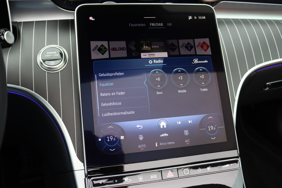 Mercedes-Benz CLE Cabriolet 450 4MATIC AMG Line | Distronic+ | Massage | Nappa Leder | Burmester | Airscarf | Stoelventilatie | HUD | Verwarmd Stuurwiel | Cabriocomfortpakket | Digital Light |