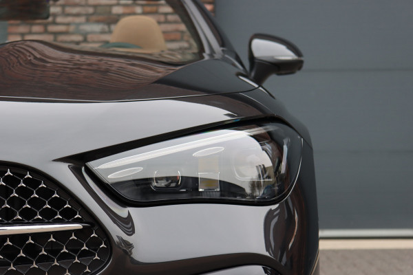 Mercedes-Benz CLE Cabriolet 450 4MATIC AMG Line | Distronic+ | Massage | Nappa Leder | Burmester | Airscarf | Stoelventilatie | HUD | Verwarmd Stuurwiel | Cabriocomfortpakket | Digital Light |