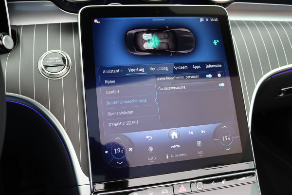 Mercedes-Benz CLE Cabriolet 450 4MATIC AMG Line | Distronic+ | Massage | Nappa Leder | Burmester | Airscarf | Stoelventilatie | HUD | Verwarmd Stuurwiel | Cabriocomfortpakket | Digital Light |