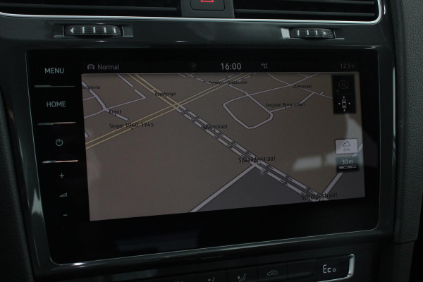 Volkswagen e-Golf | Navigatie | Climate Control Bluetooth | Cruise Control Adaptive | Lichtmetalen Velgen |