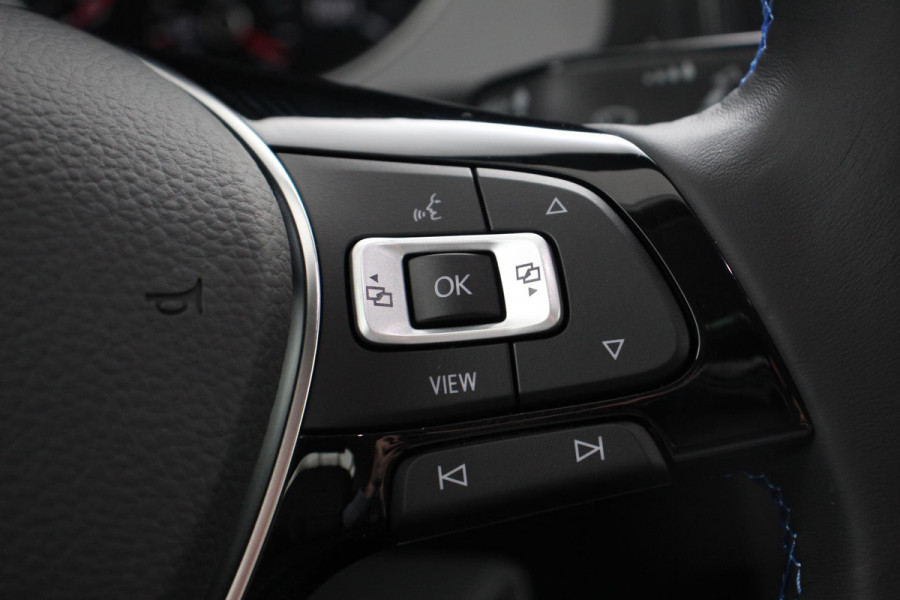 Volkswagen e-Golf | Navigatie | Climate Control Bluetooth | Cruise Control Adaptive | Lichtmetalen Velgen |