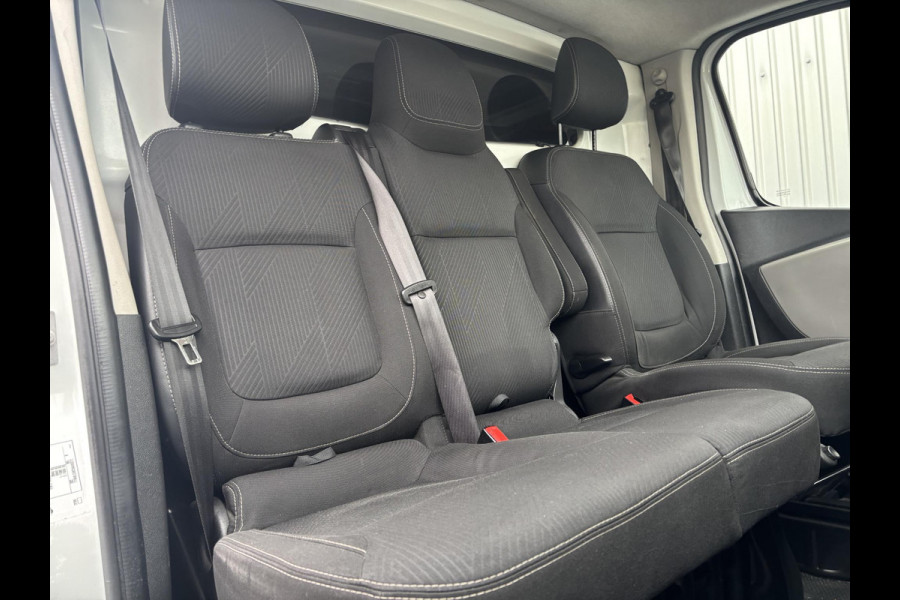 Nissan NV300 1.6 dCi L2H1*3-PERS*A/C*CRUISE*NAVI*HAAK*CAM*IMP.*