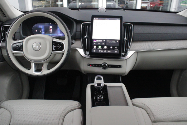 Volvo XC90 2.0 T8 456PK PHEV AWD PLUS BRIGHT | LUCHTVERING VOOR / ACHTER MET FOUR-C SETTINGS  | PANORAMISCH SCHUIF / KANTELDAK | EXTRA GETINT GLAS OP DE ACHTER PORTIEREN | BOWERS & WILKINS HIFI PREMIUM AUDI SYSTEEM INCLUSIEF FRESH AIR SUBWOOFER  | NAVIGATIE SYSTEEM BY GOOGLE MAPS | 360° CAMERA | ELEKTRISCH WEGKLAPBARE TREKHAAK | HEAD-UP DISPLAY | COMFORT STOELEN MET MASAGE FUNCTIE | STOEL VERWARMING EN VENTILATIE | ELEKTRISCH VERSTELBARE COMFORT STOEL MET GEHEUGEN EN ELEKTRISCH VERSTELBARE ZIJWANGEN | GEPERFOREERD NAPPA LEDER BEKLEDING BLOND / CHARCOAL | ACHTERBANK VERWARMING | N