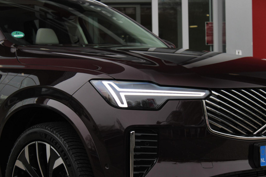 Volvo XC90 2.0 T8 456PK PHEV AWD PLUS BRIGHT | LUCHTVERING VOOR / ACHTER MET FOUR-C SETTINGS  | PANORAMISCH SCHUIF / KANTELDAK | EXTRA GETINT GLAS OP DE ACHTER PORTIEREN | BOWERS & WILKINS HIFI PREMIUM AUDI SYSTEEM INCLUSIEF FRESH AIR SUBWOOFER  | NAVIGATIE SYSTEEM BY GOOGLE MAPS | 360° CAMERA | ELEKTRISCH WEGKLAPBARE TREKHAAK | HEAD-UP DISPLAY | COMFORT STOELEN MET MASAGE FUNCTIE | STOEL VERWARMING EN VENTILATIE | ELEKTRISCH VERSTELBARE COMFORT STOEL MET GEHEUGEN EN ELEKTRISCH VERSTELBARE ZIJWANGEN | GEPERFOREERD NAPPA LEDER BEKLEDING BLOND / CHARCOAL | ACHTERBANK VERWARMING | N