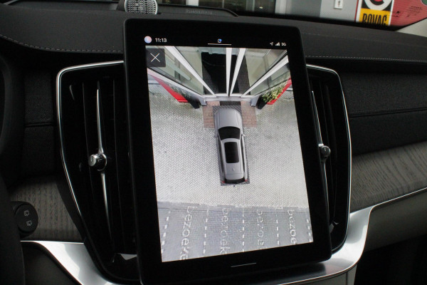 Volvo XC90 2.0 T8 456PK PHEV AWD PLUS BRIGHT | LUCHTVERING VOOR / ACHTER MET FOUR-C SETTINGS  | PANORAMISCH SCHUIF / KANTELDAK | EXTRA GETINT GLAS OP DE ACHTER PORTIEREN | BOWERS & WILKINS HIFI PREMIUM AUDI SYSTEEM INCLUSIEF FRESH AIR SUBWOOFER  | NAVIGATIE SYSTEEM BY GOOGLE MAPS | 360° CAMERA | ELEKTRISCH WEGKLAPBARE TREKHAAK | HEAD-UP DISPLAY | COMFORT STOELEN MET MASAGE FUNCTIE | STOEL VERWARMING EN VENTILATIE | ELEKTRISCH VERSTELBARE COMFORT STOEL MET GEHEUGEN EN ELEKTRISCH VERSTELBARE ZIJWANGEN | GEPERFOREERD NAPPA LEDER BEKLEDING BLOND / CHARCOAL | ACHTERBANK VERWARMING | N