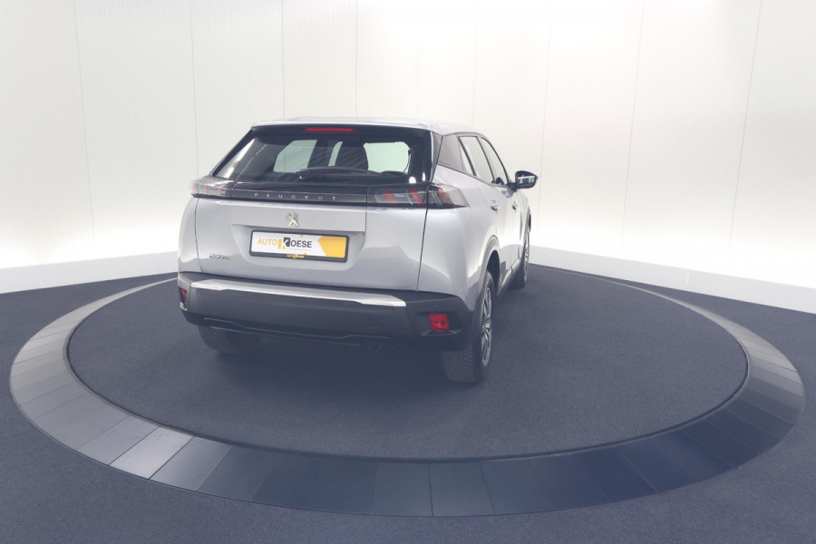 Peugeot 2008 PureTech 100 Active Pack | Allseason Banden | Parkeersensoren | Navigatie | Apple Carplay