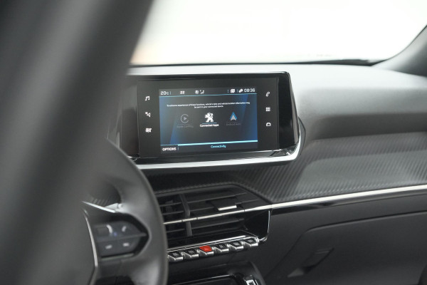 Peugeot 2008 PureTech 100 Active Pack | Allseason Banden | Parkeersensoren | Navigatie | Apple Carplay