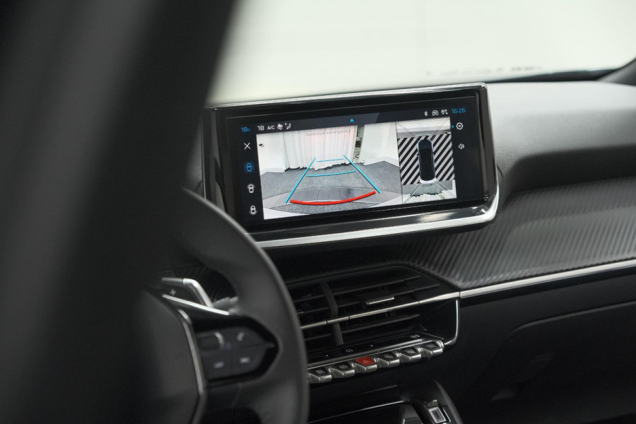 Peugeot 2008 1.2 Hybrid 145 Allure | 360 Camera | Adaptieve Cruise Control | Dodehoekdetectie | Apple Carplay