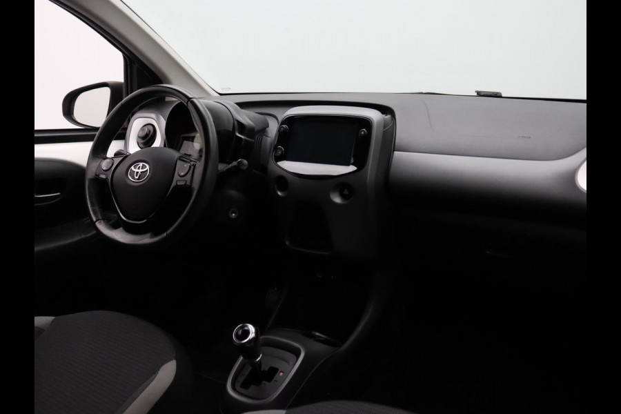 Toyota Aygo VVT-i x-joy 70pk Camera | Climate | Carplay