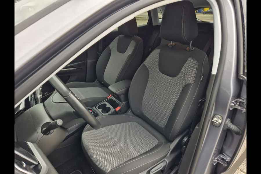 Opel Grandland 1.2 Turbo Business Edition,Carplay,Afneembare trekhaak,360Camera/parkeersensoren,