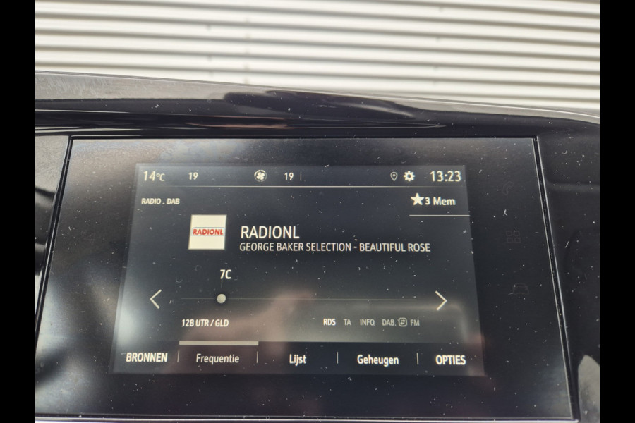 Opel Grandland 1.2 Turbo Business Edition,Carplay,Afneembare trekhaak,360Camera/parkeersensoren,