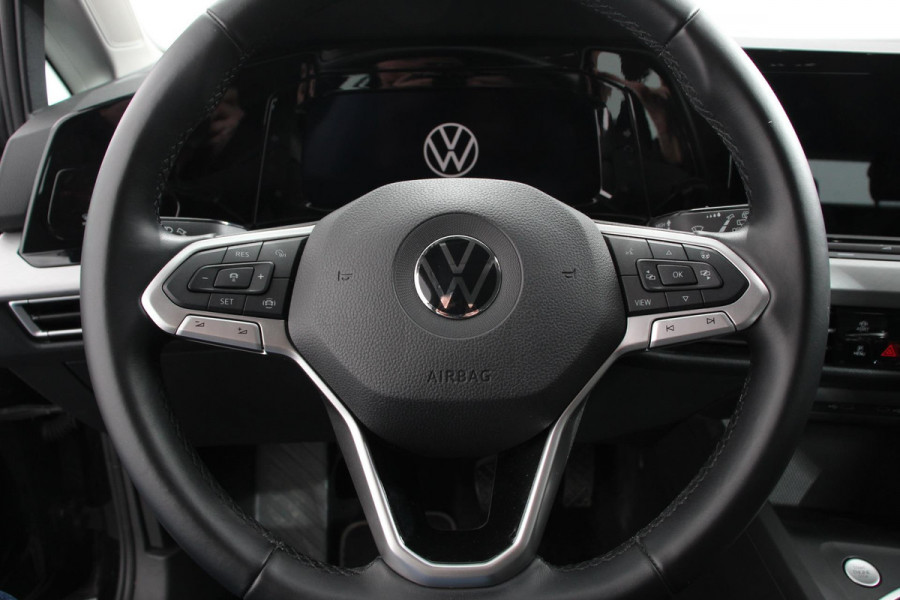 Volkswagen Golf Variant 1.5 TSI 131pk Life | Navigatie | Apple Carplay/Android Auto | Adaptive Cruise Control | Parkeersensoren | Camera | Park Assist | Stoel- en stuurverwarming | Virtual Cockpit | Climatronic