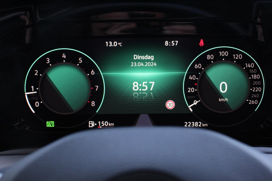 Volkswagen Golf Variant 1.5 TSI 131pk Life | Navigatie | Apple Carplay/Android Auto | Adaptive Cruise Control | Parkeersensoren | Camera | Park Assist | Stoel- en stuurverwarming | Virtual Cockpit | Climatronic