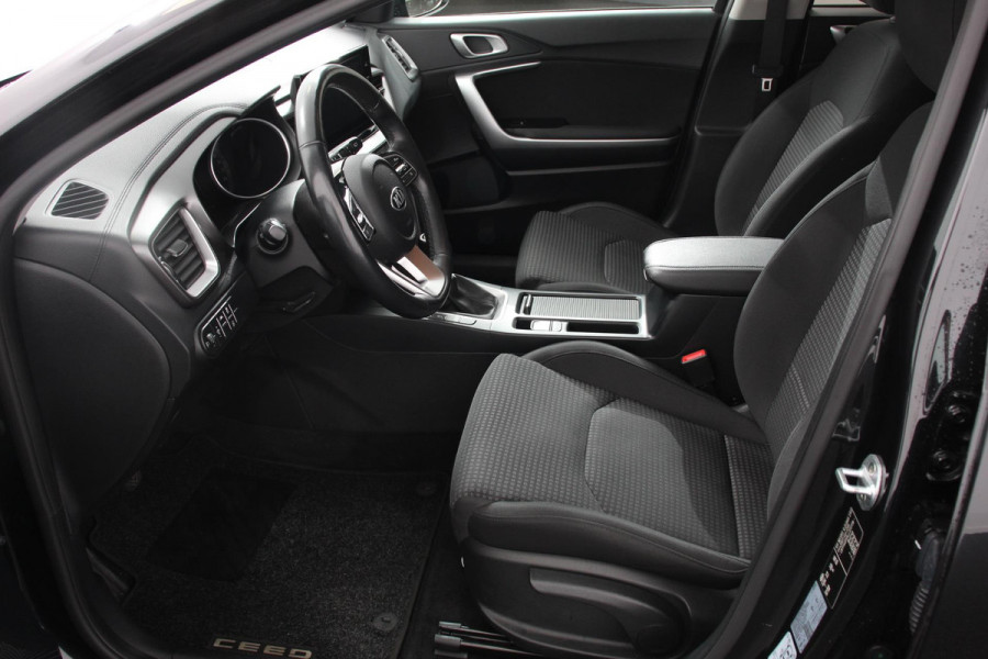 Kia Ceed Sportswagon 1.0 T-GDi Prestige | Navigatie | Climate Control | Cruise Control | Camera | DAB | Bluetooth | Extra getint glas