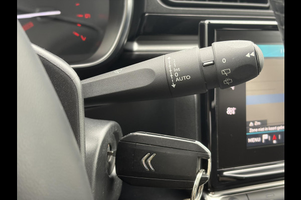 Citroën C3 1.2 PureTech S&S Shine Navi,Camera,110pk,Recent beurt gahd,Pdc,D-riem vv in 2024,Clima,Cruise,Lm velgen,Rijstrooksensor,N.A.P,Weinig Km,Apk tot 11-2026