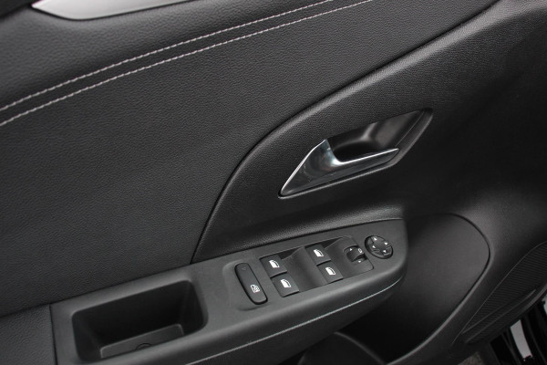 Opel Corsa 1.2 100pk Turbo GS Line | Navigatie | Apple Carplay/Android Auto | Climate Control | Cruise Control | Lichtmetalen velgen | Sportstoelen