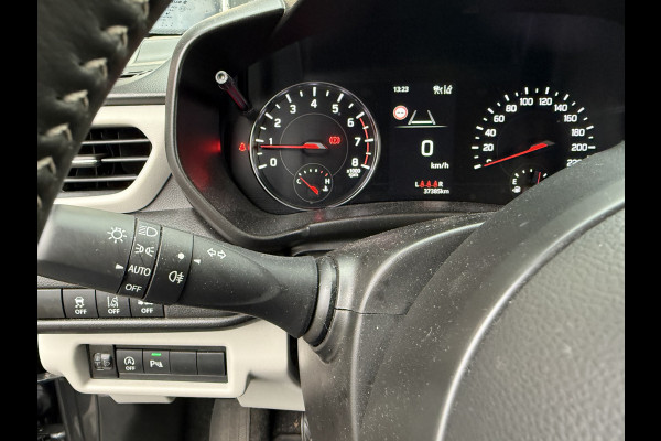 Suzuki Swift 1.2 Style Smart Hybrid