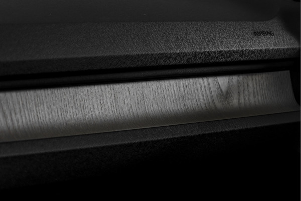 Volvo XC40 1.5 T5 Recharge Inscription - Automaat | Dig. Cockpit | Adapt. Cruise | Winterpakket | PDC | Camera | NAV + App. Connect | ECC | Elek. Klep | Afn. Trekhaak | LM 19" |