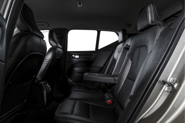 Volvo XC40 1.5 T5 Recharge Inscription - Automaat | Dig. Cockpit | Adapt. Cruise | Winterpakket | PDC | Camera | NAV + App. Connect | ECC | Elek. Klep | Afn. Trekhaak | LM 19" |