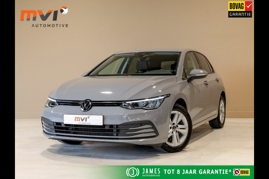 Volkswagen Golf 1.0 TSI Life / 110pk / Adaptieve cruise control / Apple CarPlay / Getint glas /