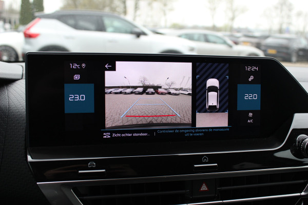 Citroën C4 1.2 Puretech Shine / Camera / Head-up / Keyless / Leder / 18'' / Navigatie / DAB / Dodehoek / ACC / Virtual Cockpit