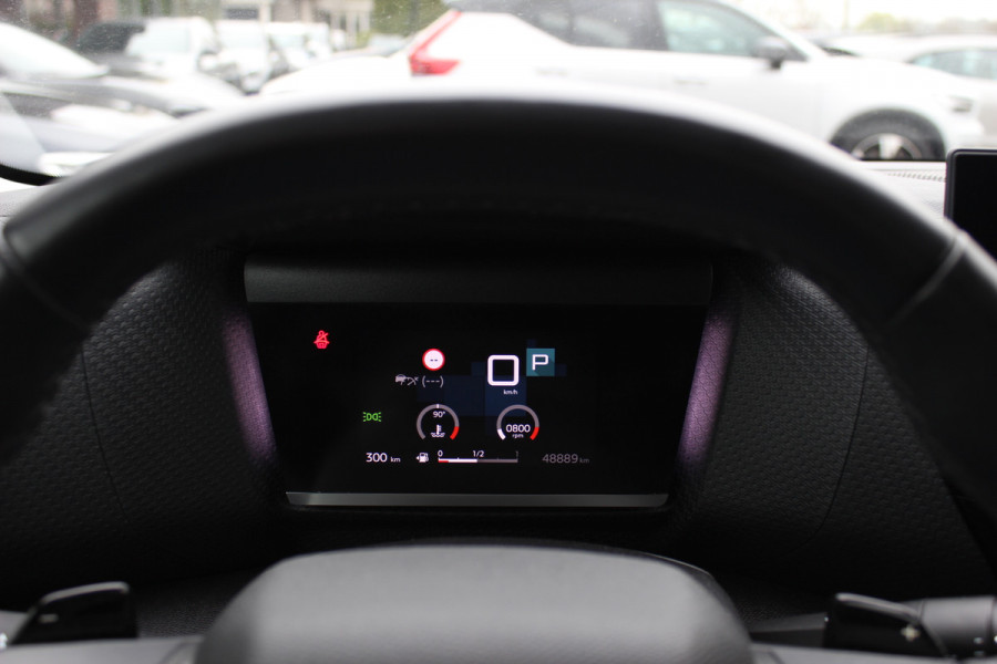 Citroën C4 1.2 Puretech Shine / Camera / Head-up / Keyless / Leder / 18'' / Navigatie / DAB / Dodehoek / ACC / Virtual Cockpit