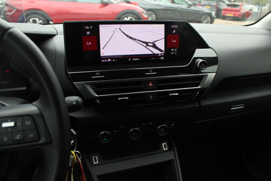 Citroën C4 1.2 Puretech Shine / Camera / Head-up / Keyless / Leder / 18'' / Navigatie / DAB / Dodehoek / ACC / Virtual Cockpit