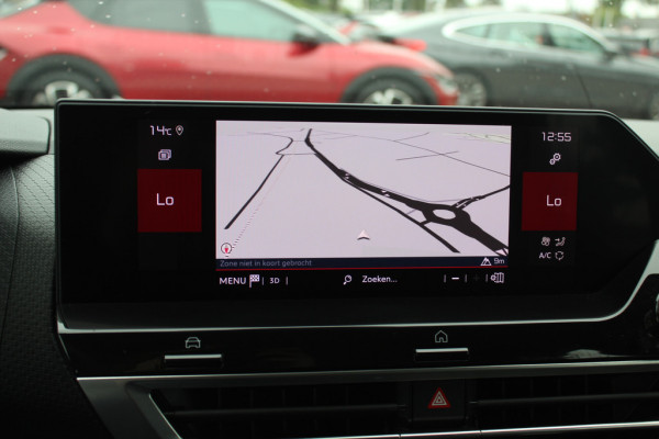 Citroën C4 1.2 Puretech Shine / Camera / Head-up / Keyless / Leder / 18'' / Navigatie / DAB / Dodehoek / ACC / Virtual Cockpit