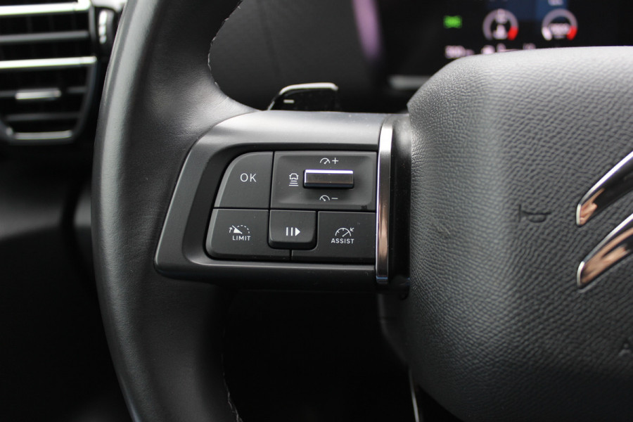 Citroën C4 1.2 Puretech Shine / Camera / Head-up / Keyless / Leder / 18'' / Navigatie / DAB / Dodehoek / ACC / Virtual Cockpit