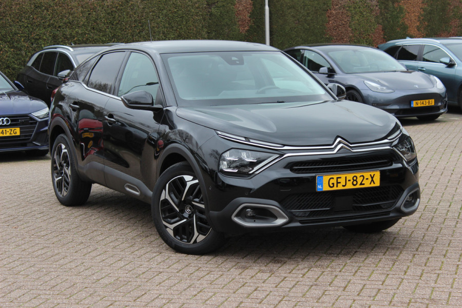 Citroën C4 1.2 Puretech Shine / Camera / Head-up / Keyless / Leder / 18'' / Navigatie / DAB / Dodehoek / ACC / Virtual Cockpit