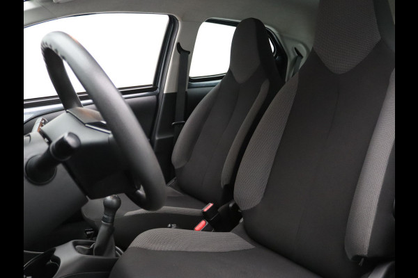 Toyota Aygo 1.0 VVT-i x-fun Airco | Cruise control