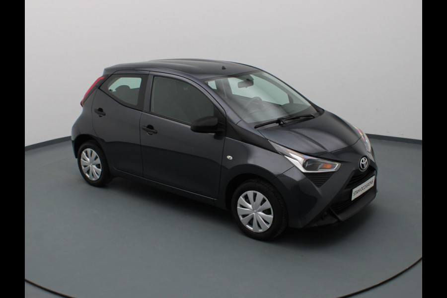 Toyota Aygo 1.0 VVT-i x-fun Airco | Cruise control