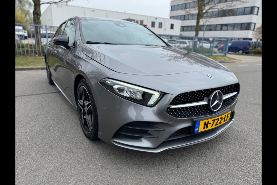 Mercedes-Benz A-Klasse 180 AMG Sfeerverlichting Leder Led 2021