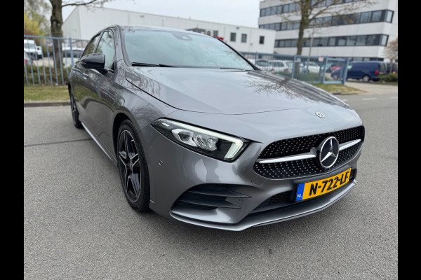 Mercedes-Benz A-Klasse 180 AMG Sfeerverlichting Leder Led 2021