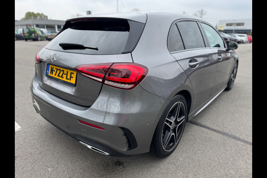 Mercedes-Benz A-Klasse 180 AMG Sfeerverlichting Leder Led 2021