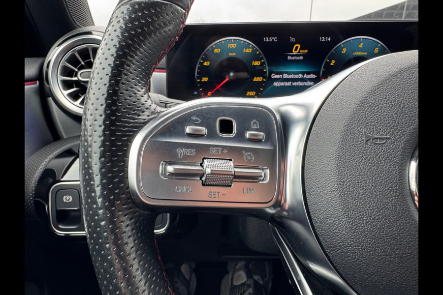 Mercedes-Benz A-Klasse 180 AMG Sfeerverlichting Leder Led 2021