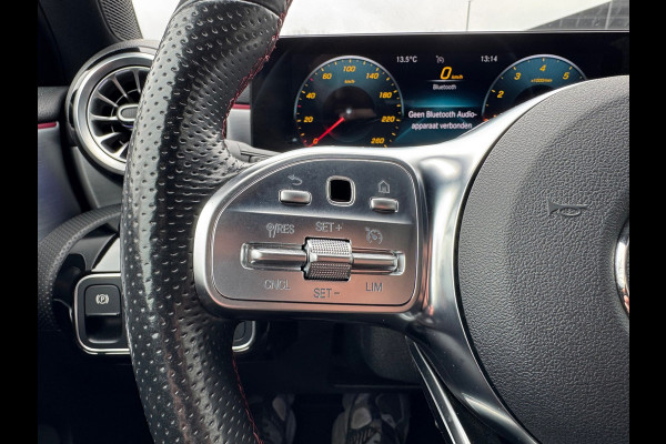 Mercedes-Benz A-Klasse 180 AMG Sfeerverlichting Leder Led 2021
